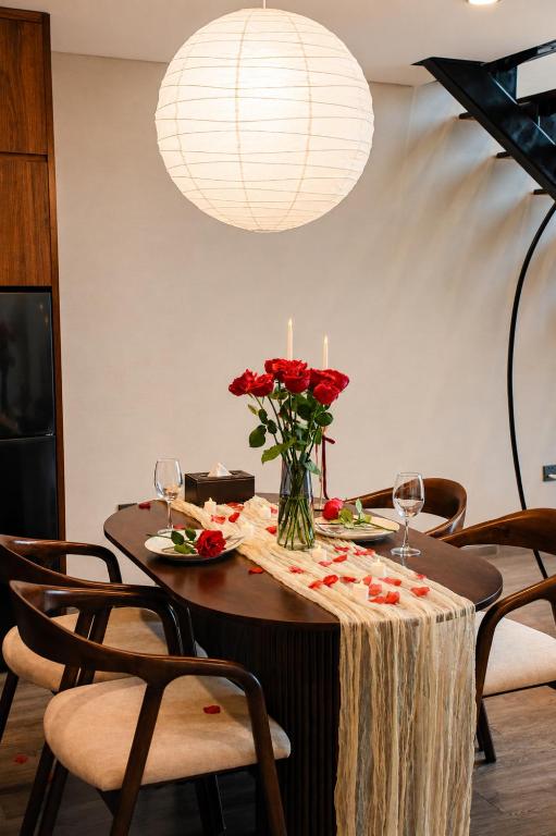 PENTSTUDIO Luxury Apartment - West Lake, Hanoi – Hanoi